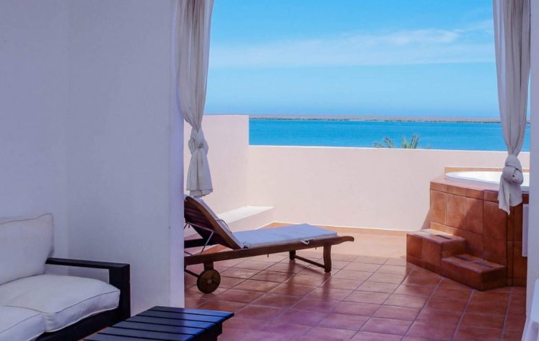La Posada Hotel & Beach Club