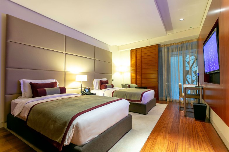 Oryx Airport Hotel