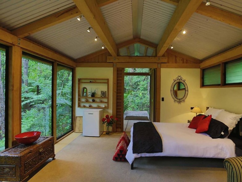 Romantic Bush Chalet Kauri Chalet