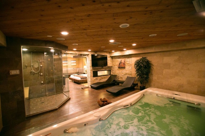 The Champagne Lodge